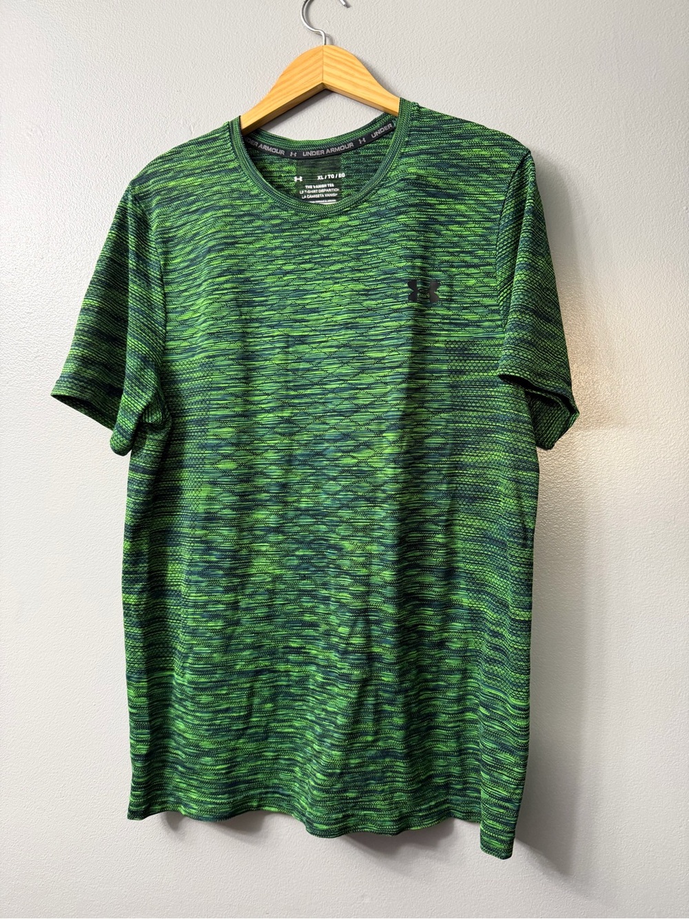 Under Armour Vanish Short Sleeve Tee in Green and Black - Men's XL